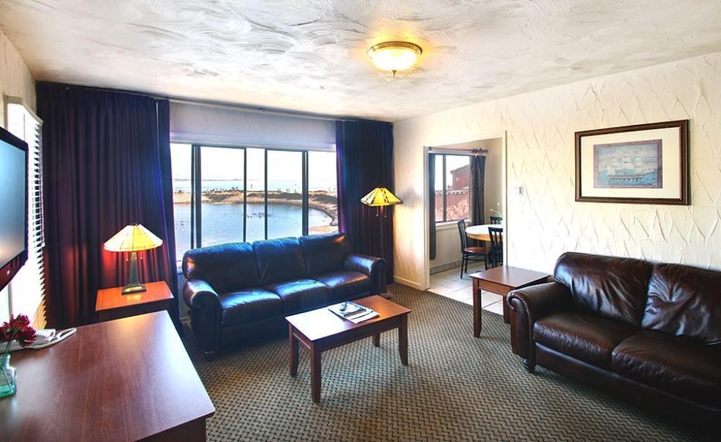 Family Suite #112