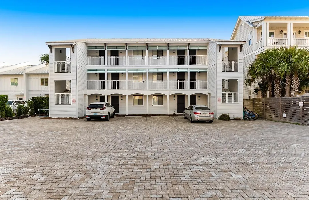 Seamist Condos-1