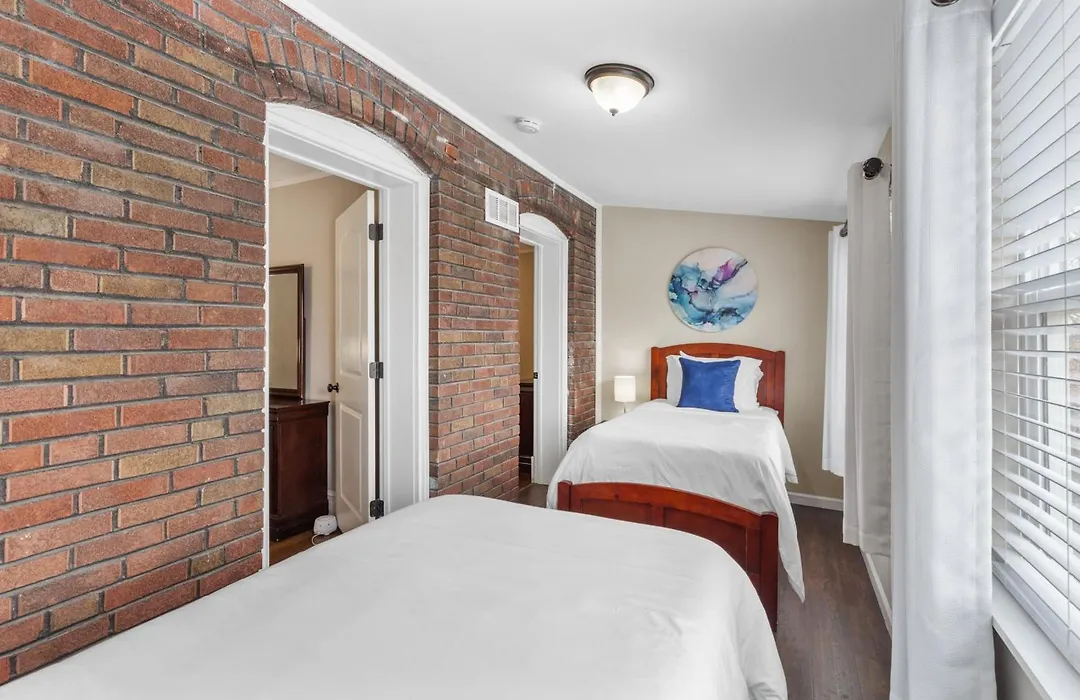 Forest Park Oasis | Jz Vacation Rentals-1