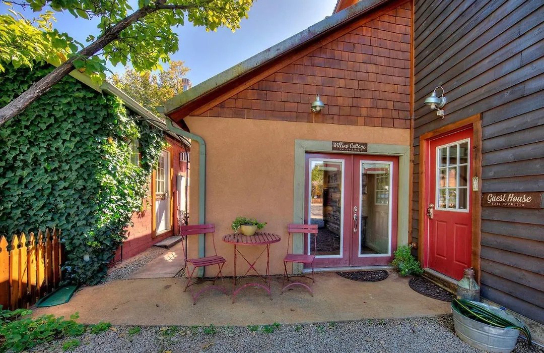 Cali Cochitta Vacation Rentals-1
