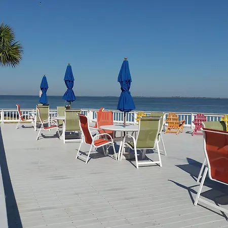Sailport Waterfront Suites-2