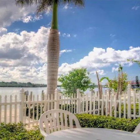 Barefoot Beach Resort-2