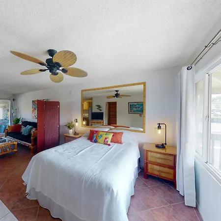 Kona Shores-3