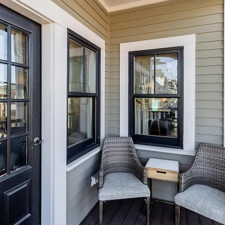 The Newport Lofts - 595 Thames Street-3