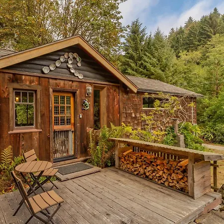 Stone Lagoon Cabin-3
