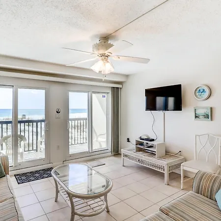 Pinnacle Port Condos-3