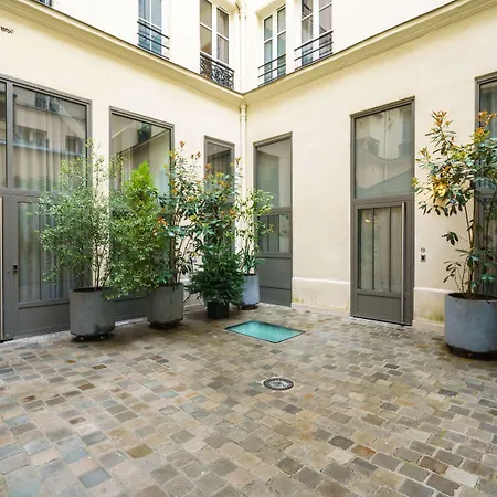 Apartments Du Louvre - Le Marais-3