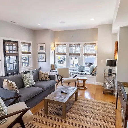 The Newport Lofts - 595 Thames Street-2