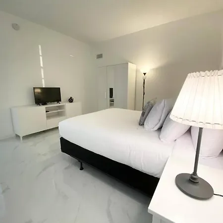 Zen Vacation Rentals Modern Penthouse Across Ocean-3