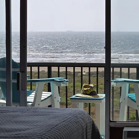 Islander East Condominiums-3