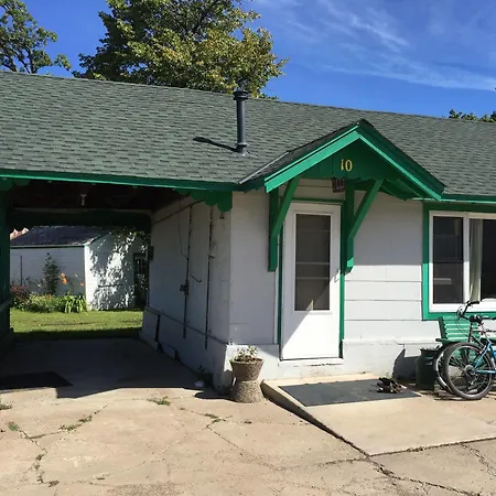 Twin Pines Resort-2