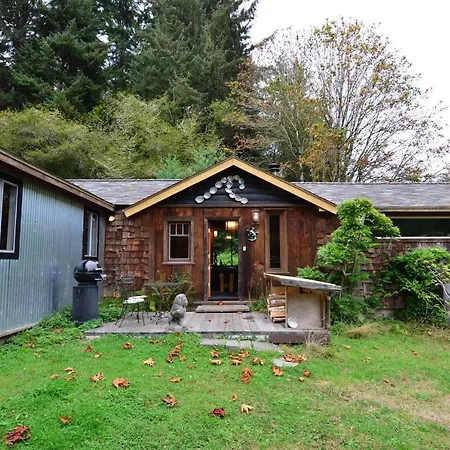 Stone Lagoon Cabin-2