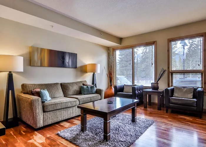Rundle Cliffs Lodge By Spring Creek Vacations Canmore