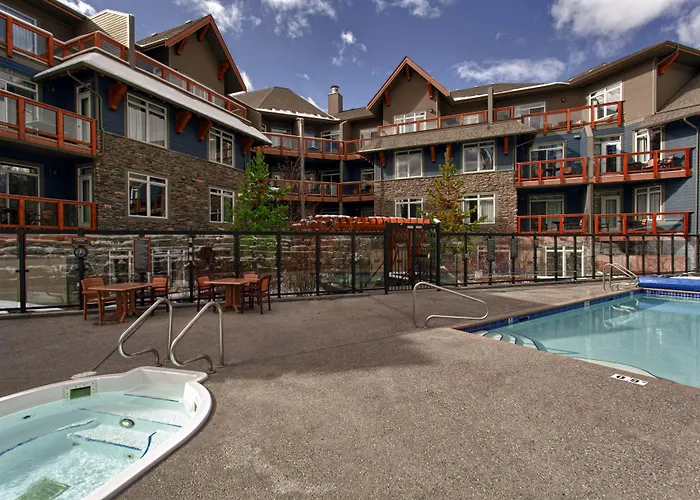 Blackstone Mountain Lodge By Clique Canmore