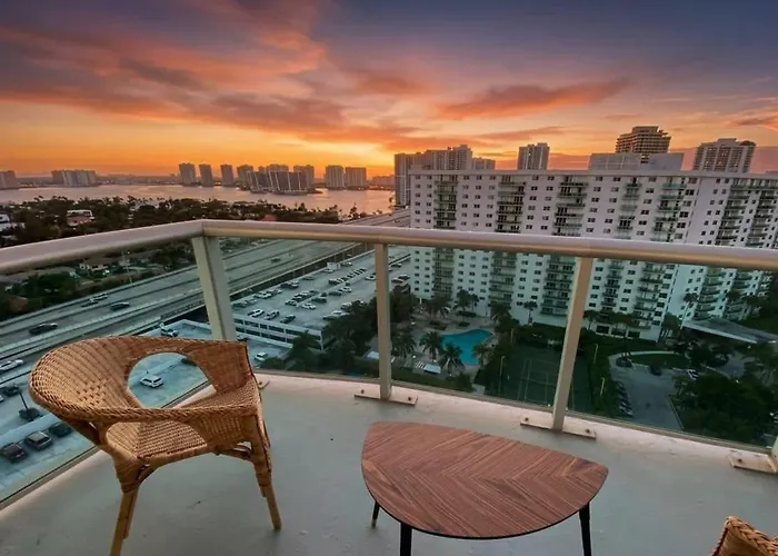Zen Vacation Rentals Modern Penthouse Across Ocean Miami Beach